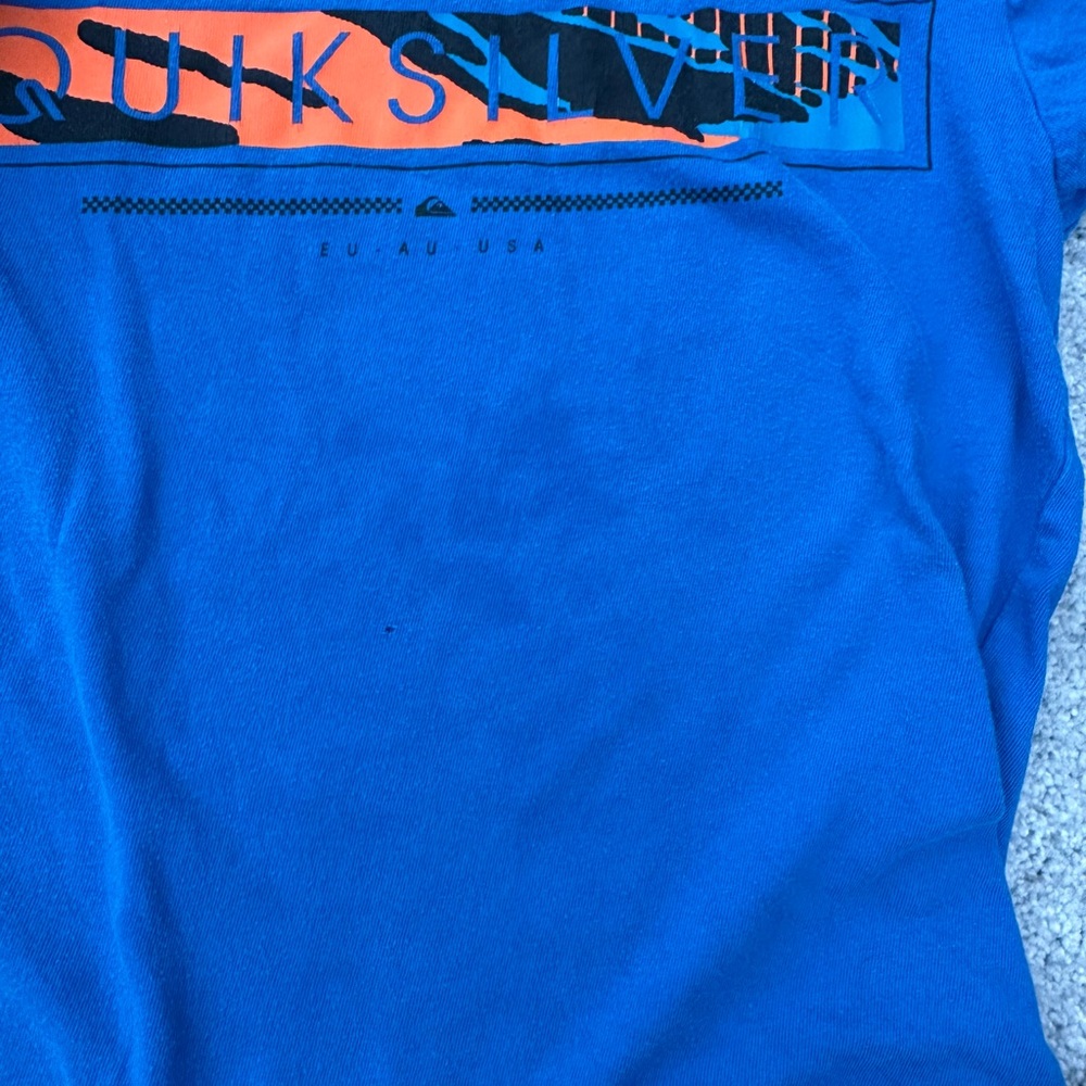 Boys Graphic and Striped T-Shirts Bundle - Picture 3 of 3
